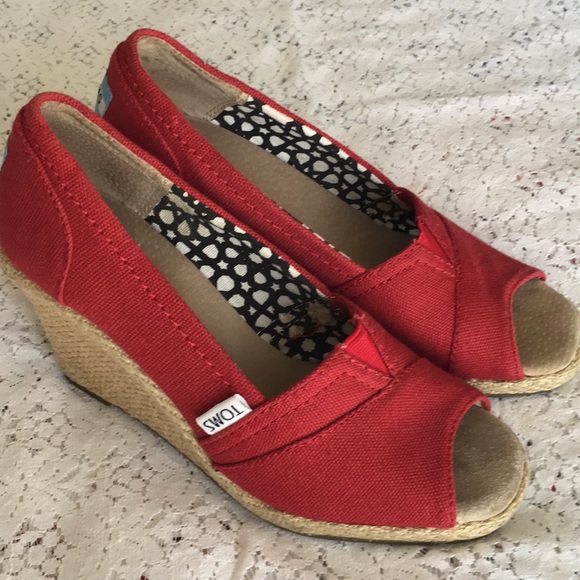 Shoes - Toms Red Canvas Wedge Heels